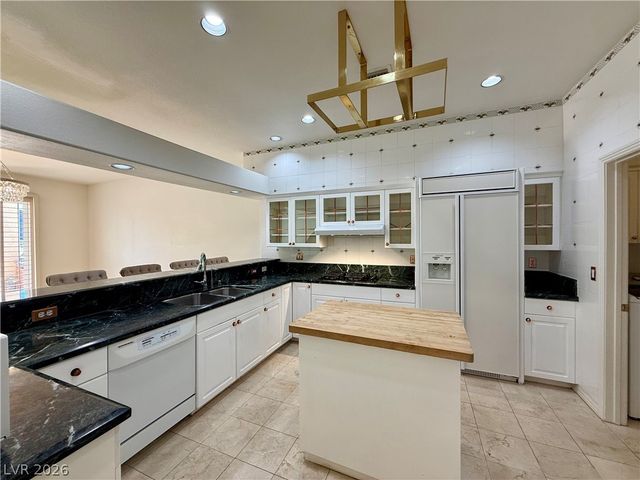 8729 Carlitas Joy Court, Las Vegas, NV 89117