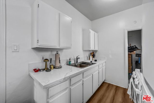 1143 Cardiff Avenue, Los Angeles, CA 90035
