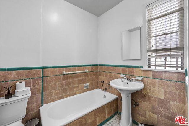 1143 Cardiff Avenue, Los Angeles, CA 90035