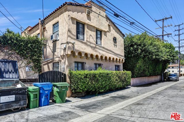 1143 Cardiff Avenue, Los Angeles, CA 90035