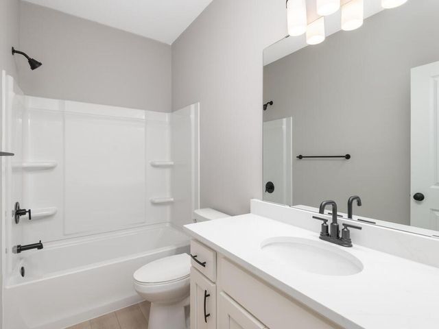 5408 176th Street W, Lakeville, MN 55044