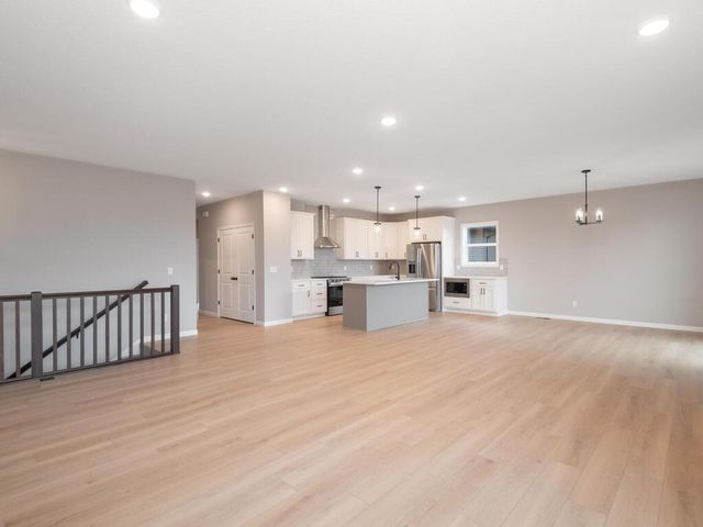 5408 176th Street W, Lakeville, MN 55044