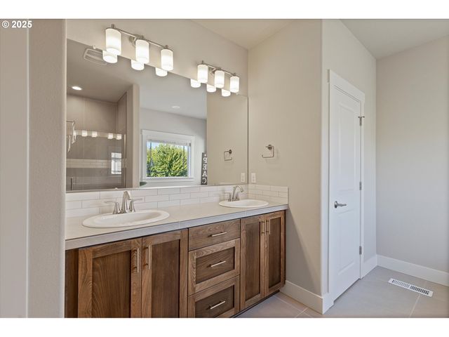 11754 Sw OSLO St, Wilsonville, OR 97070