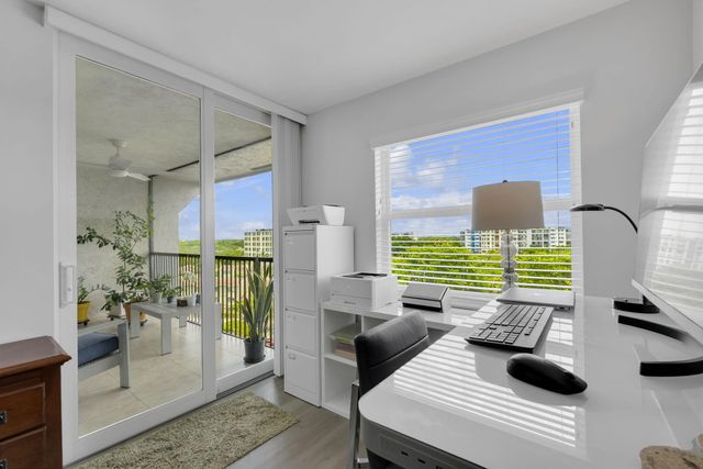 3940 INVERRARY Boulevard 803-A, Lauderhill, FL 33319