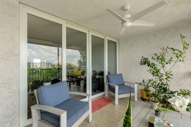 3940 INVERRARY Boulevard 803-A, Lauderhill, FL 33319