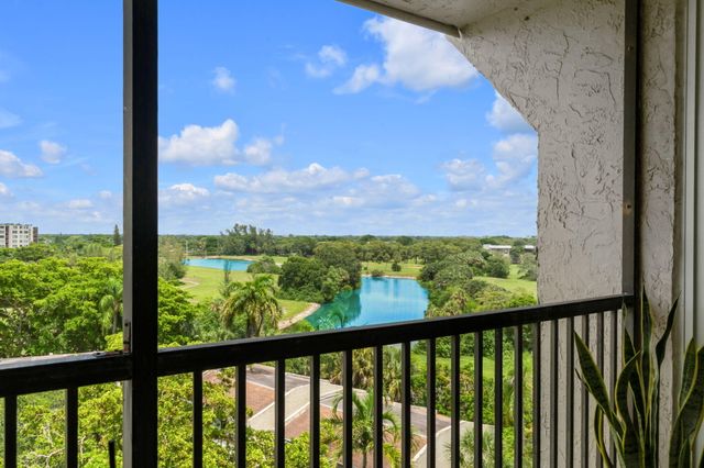 3940 INVERRARY Boulevard 803-A, Lauderhill, FL 33319