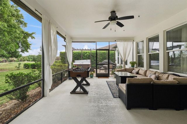 1055 ROCK CREEK STREET, Apopka, FL 32712