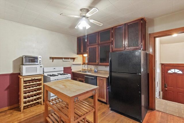 176 N 69th STREET, Milwaukee, WI 53213
