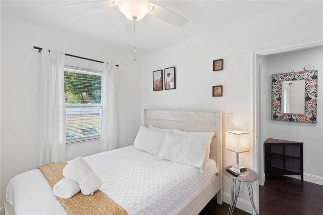 3932 W BAY COURT AVENUE, Tampa, FL 33611