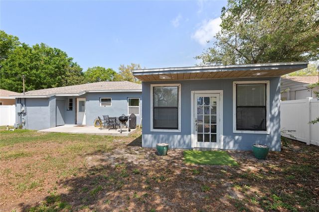 3932 W BAY COURT AVENUE, Tampa, FL 33611