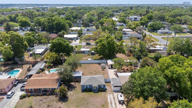 3932 W BAY COURT AVENUE, Tampa, FL 33611