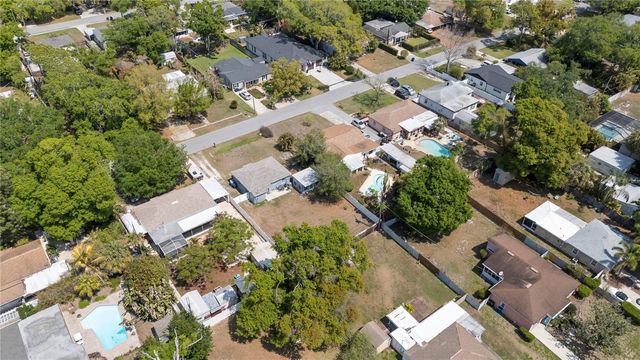 3932 W BAY COURT AVENUE, Tampa, FL 33611