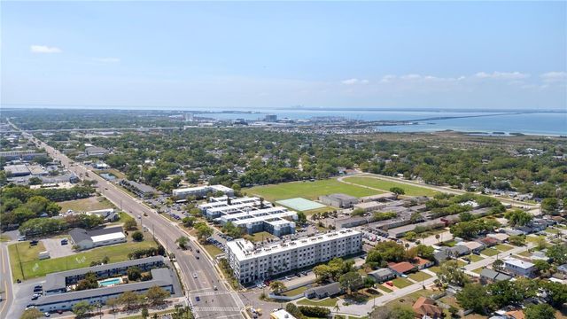 3932 W BAY COURT AVENUE, Tampa, FL 33611