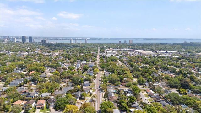 3932 W BAY COURT AVENUE, Tampa, FL 33611