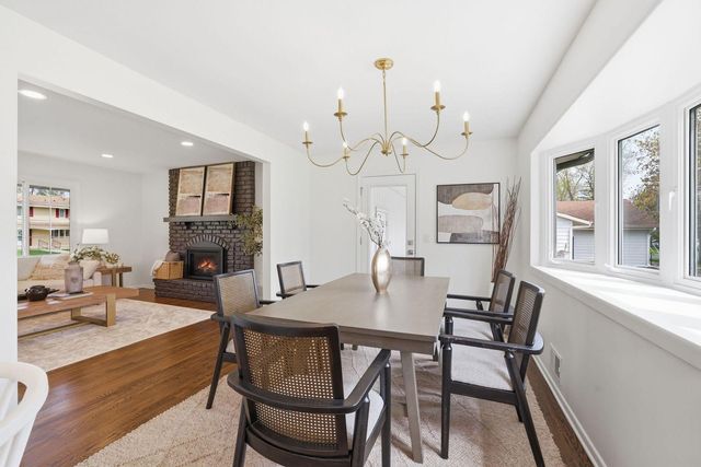 3009 W 100th Street, Bloomington, MN 55431