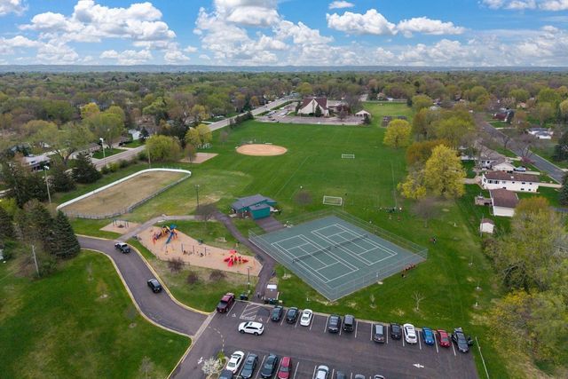 3009 W 100th Street, Bloomington, MN 55431