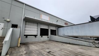 7766 NW 46th St, Doral, FL 33166