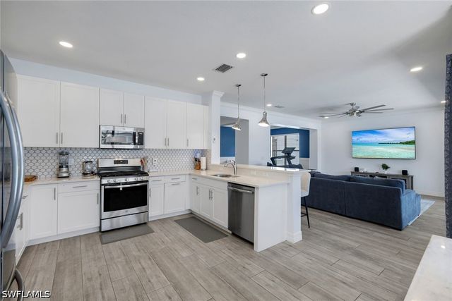 4500 Aurora ST, Naples, FL 34119