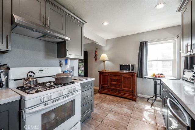 1008 League Avenue, La Puente, CA 91744