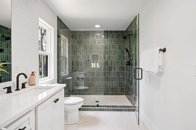 34 Lowndes Hill Road, Greenville, SC 29607