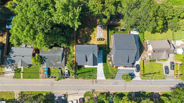 34 Lowndes Hill Road, Greenville, SC 29607