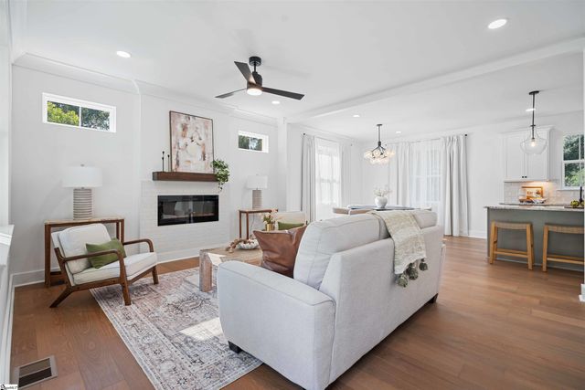34 Lowndes Hill Road, Greenville, SC 29607