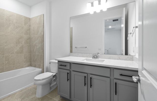 286 SW Sally Way Latitude 62-12, Stuart, FL 34997