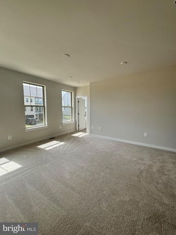 14134 SLATE ST, Woodbridge, VA 22193
