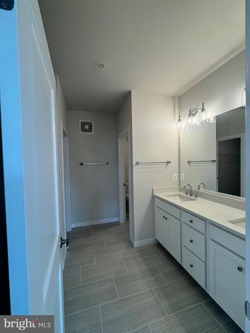 14134 SLATE ST, Woodbridge, VA 22193
