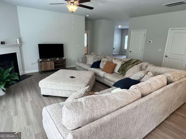 109 Cedar Wood Trace, Winder, GA 30680