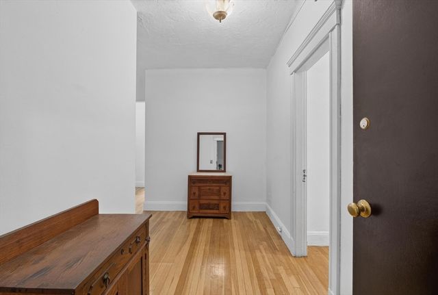 66 Queensberry Street 319, Boston, MA 02215