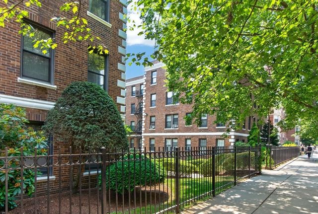 66 Queensberry Street 319, Boston, MA 02215