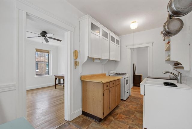 66 Queensberry Street 319, Boston, MA 02215