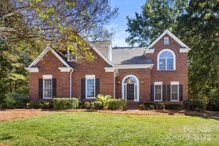 4749 Avonwood Lane, Charlotte, NC 28270