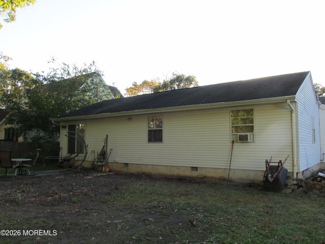 407 Western Boulevard, Bayville, NJ 08721