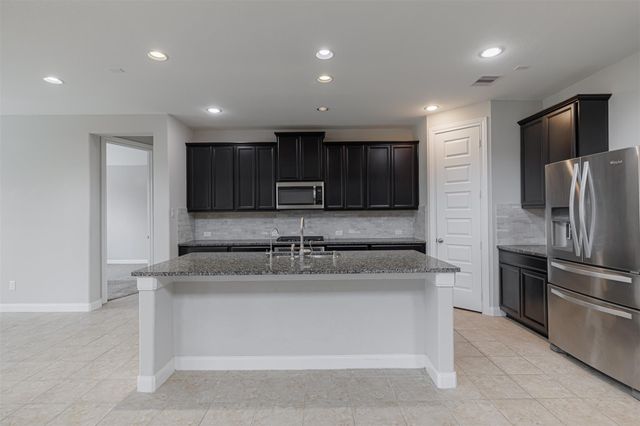 20318 Peralta Cliff Trail, Richmond, TX 77407