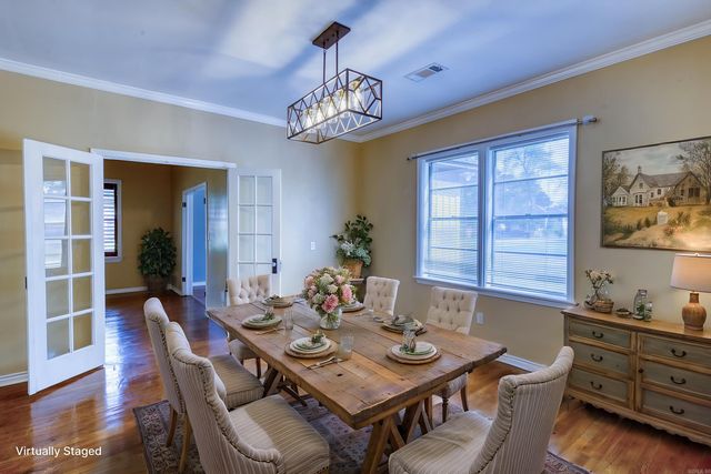220 College St, Lonoke, AR 72086