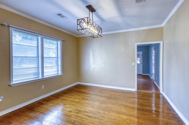 220 College St, Lonoke, AR 72086