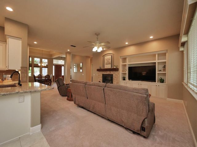 1666 Renpoint Way, Folsom, CA 95630