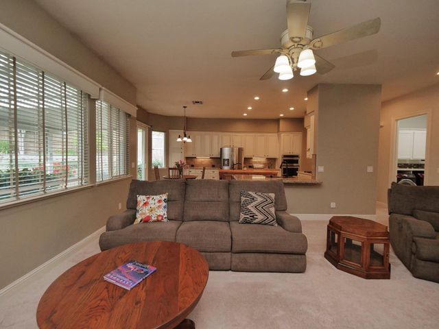 1666 Renpoint Way, Folsom, CA 95630