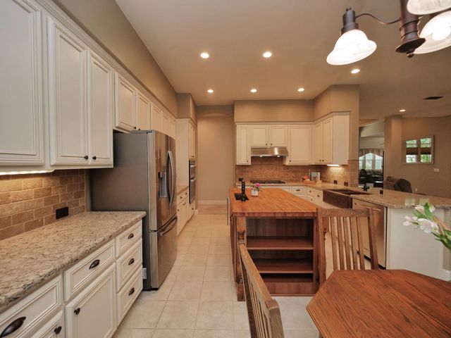 1666 Renpoint Way, Folsom, CA 95630