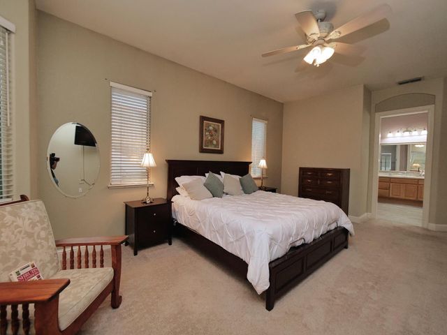 1666 Renpoint Way, Folsom, CA 95630