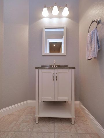 1666 Renpoint Way, Folsom, CA 95630