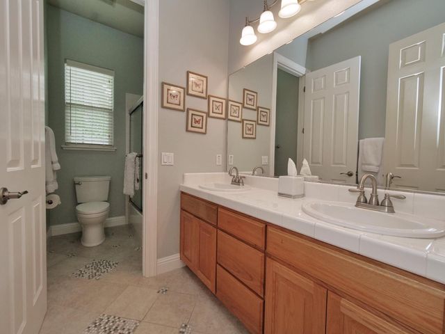 1666 Renpoint Way, Folsom, CA 95630