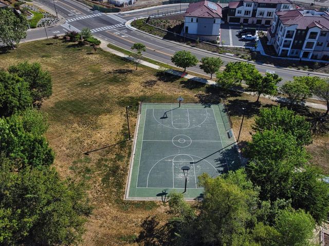 1666 Renpoint Way, Folsom, CA 95630