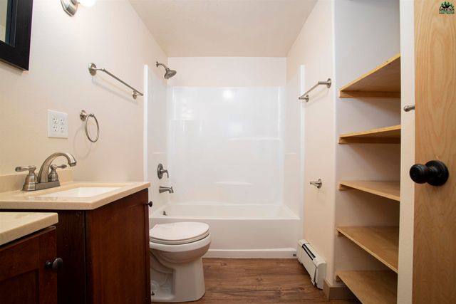 1738 ALASKA WAY, Fairbanks, AK 99701