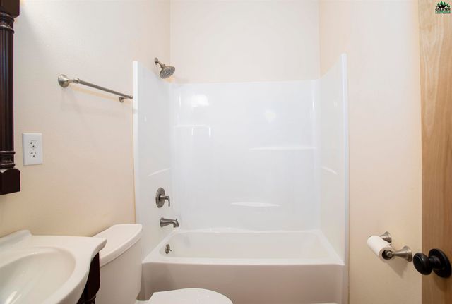 1738 ALASKA WAY, Fairbanks, AK 99701