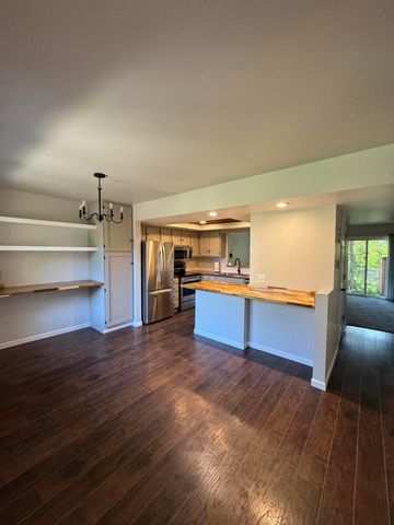 1605 Earthstone Drive, Valparaiso, IN 46383