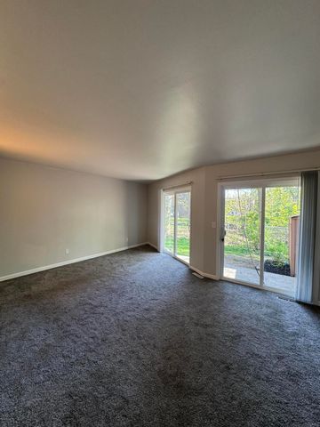 1605 Earthstone Drive, Valparaiso, IN 46383