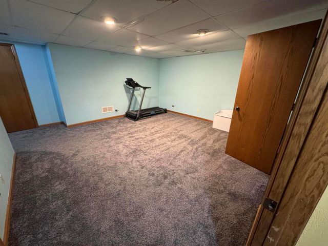 1605 Earthstone Drive, Valparaiso, IN 46383